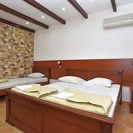Galeb 3* Podgorica