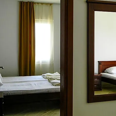 Galeb Hotel 3*