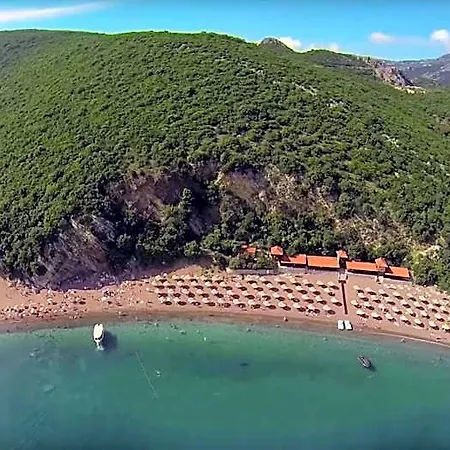 Galeb ホテル 3*
