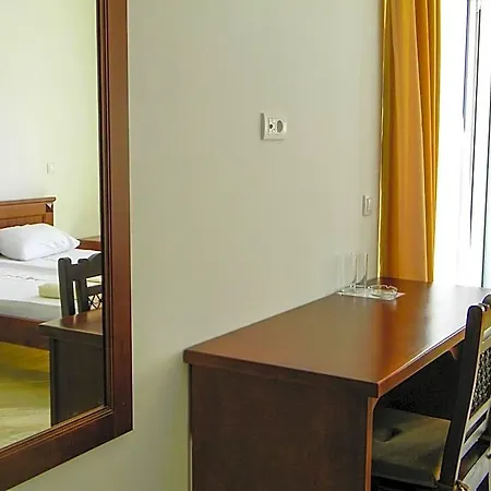 Hotel Galeb 3*